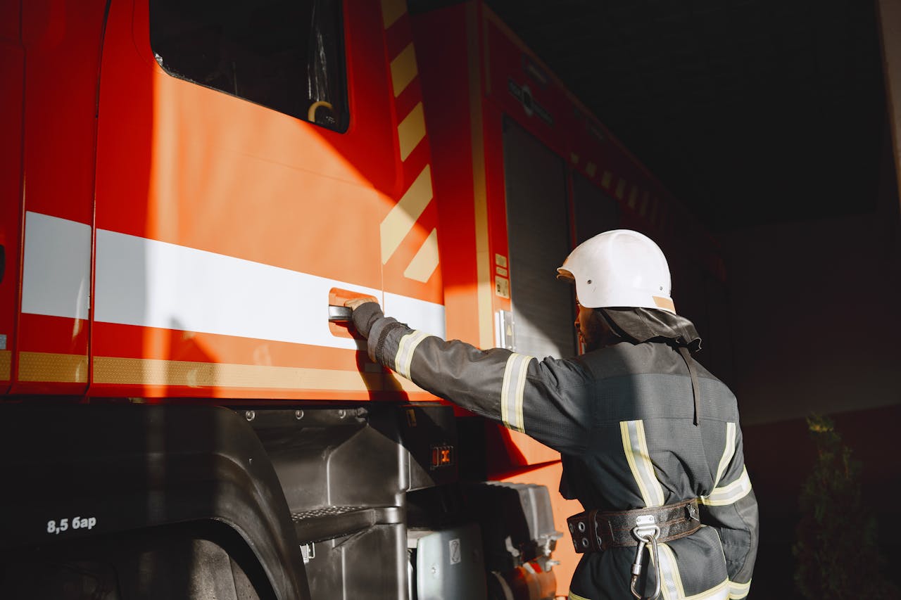How Fire Risk Services Work for Business Premises